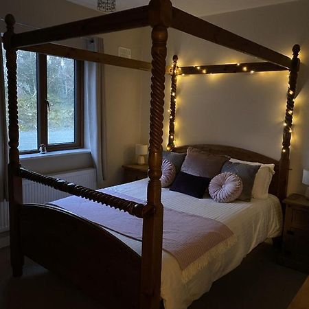 Secluded Hilltop Hideaway! Westport Extérieur photo